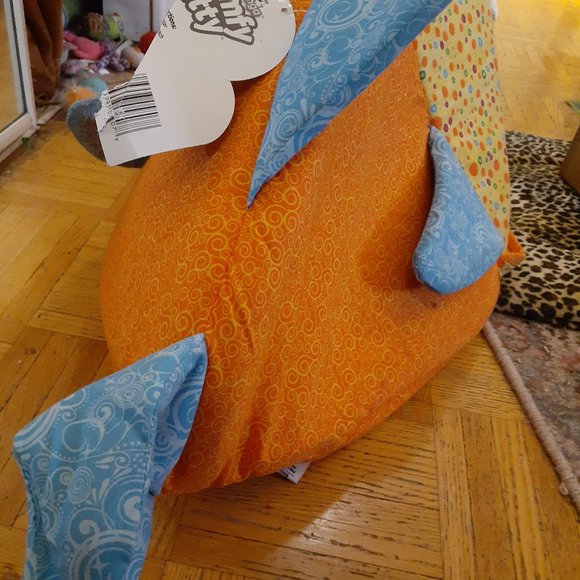 SALE!! Brand New Cat Bed - Picture 3 of 4